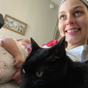 Meet your Posher, Yanely